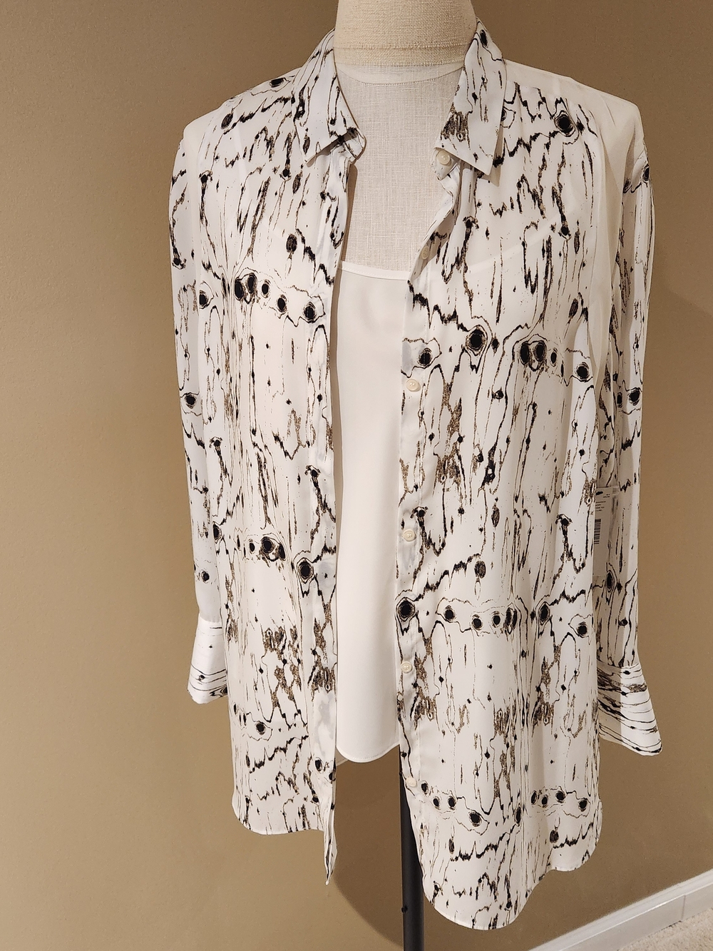 DKNYC White Blouse with Black and Brown Abstract Print 2pc Cami & Tunic Blouse